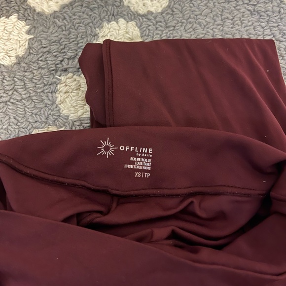 OFFLINE By Aerie Real Me High Waisted Crossover Flare Legging royal berry - Picture 4 of 4